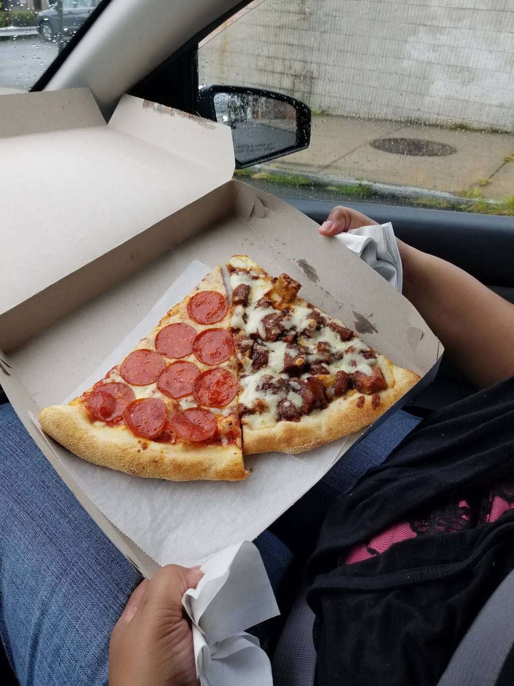 Robertos Pizza & Pasta | restaurant | 102 Drake Ave, New Rochelle, NY 10805, USA | 9146540960 OR +1 914-654-0960