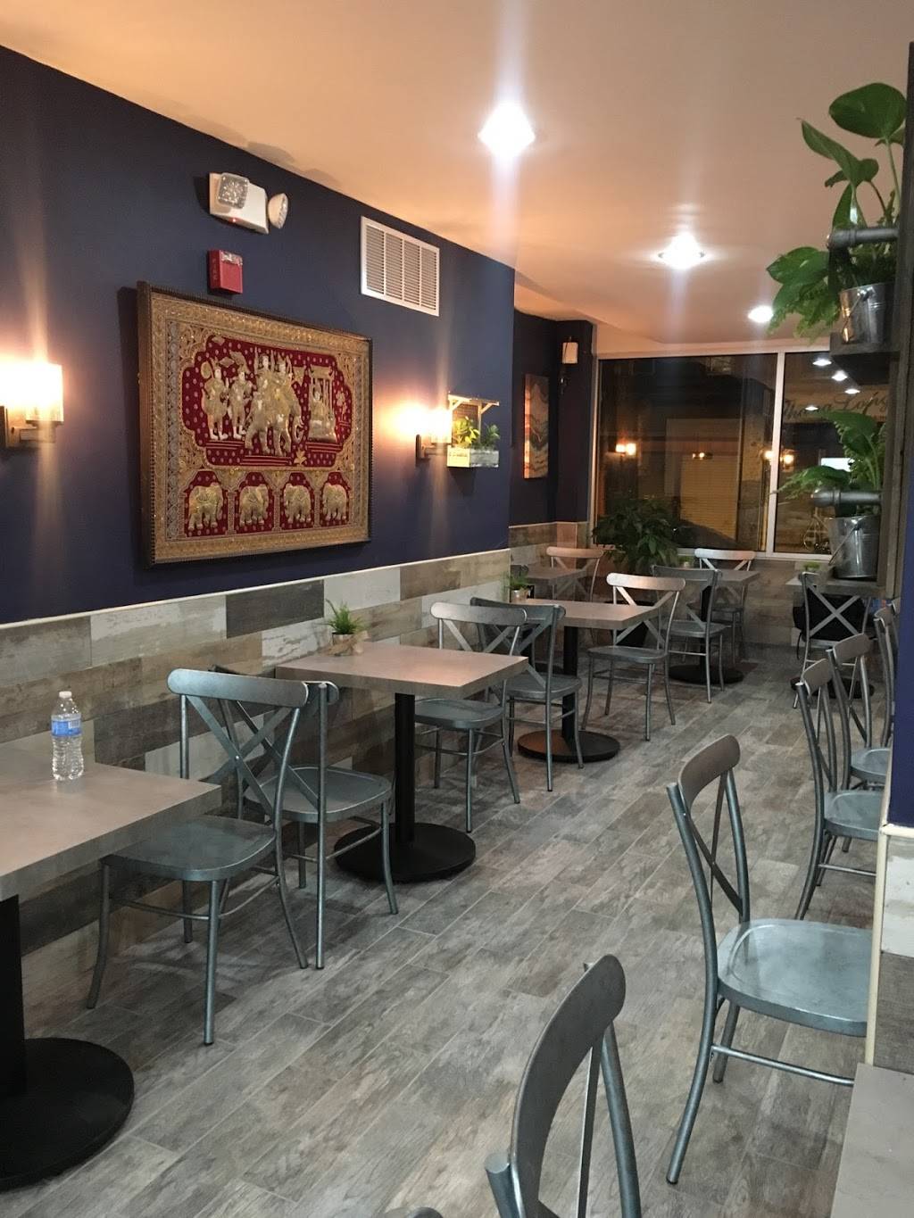 Vientiane Bistro | restaurant | 2537 Kensington Ave, Philadelphia, PA 19125, USA | 2677038199 OR +1 267-703-8199