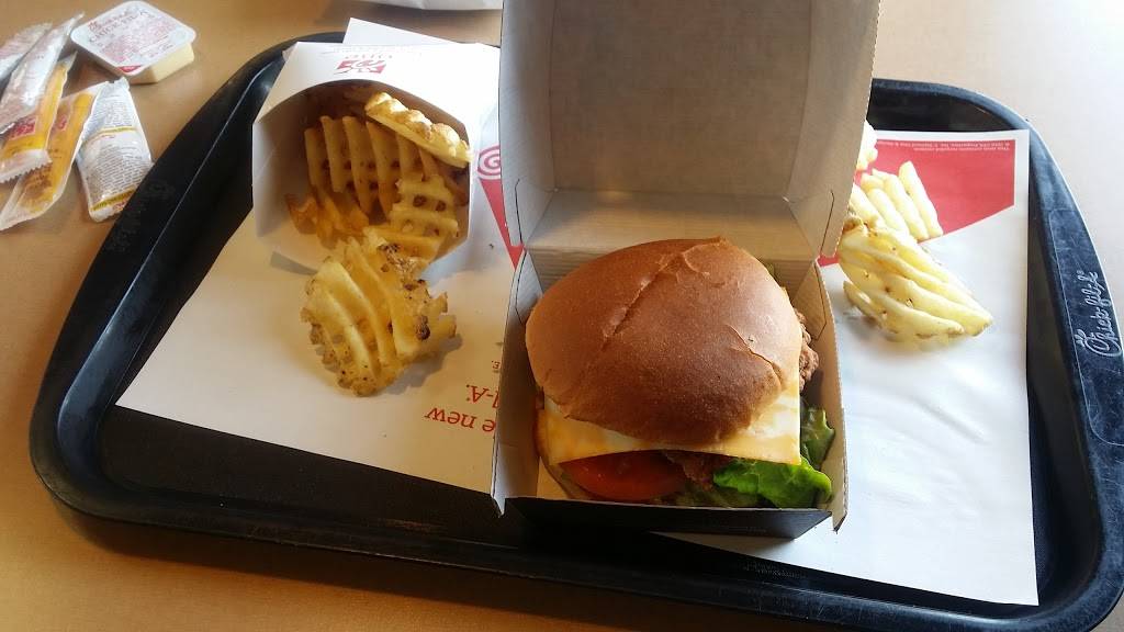 Chick-fil-A | restaurant | 1300 N Eisenhower Dr, Beckley, WV 25801, USA | 3042500158 OR +1 304-250-0158