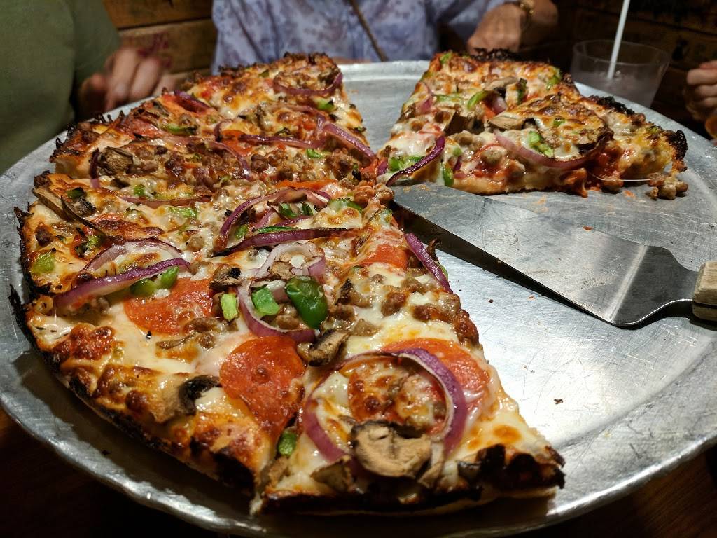 Mother Bears Pizza Campus | restaurant | 1428 E 3rd St, Bloomington, IN 47401, USA | 8123324495 OR +1 812-332-4495