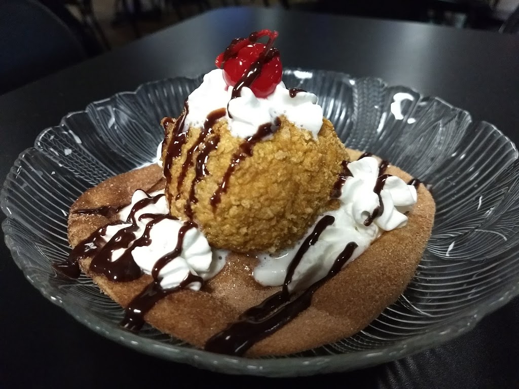 Rosalies Restaurant, Bakery and Lounge | bakery | 9 8th Ave E, Sisseton, SD 57262, USA | 6056987401 OR +1 605-698-7401