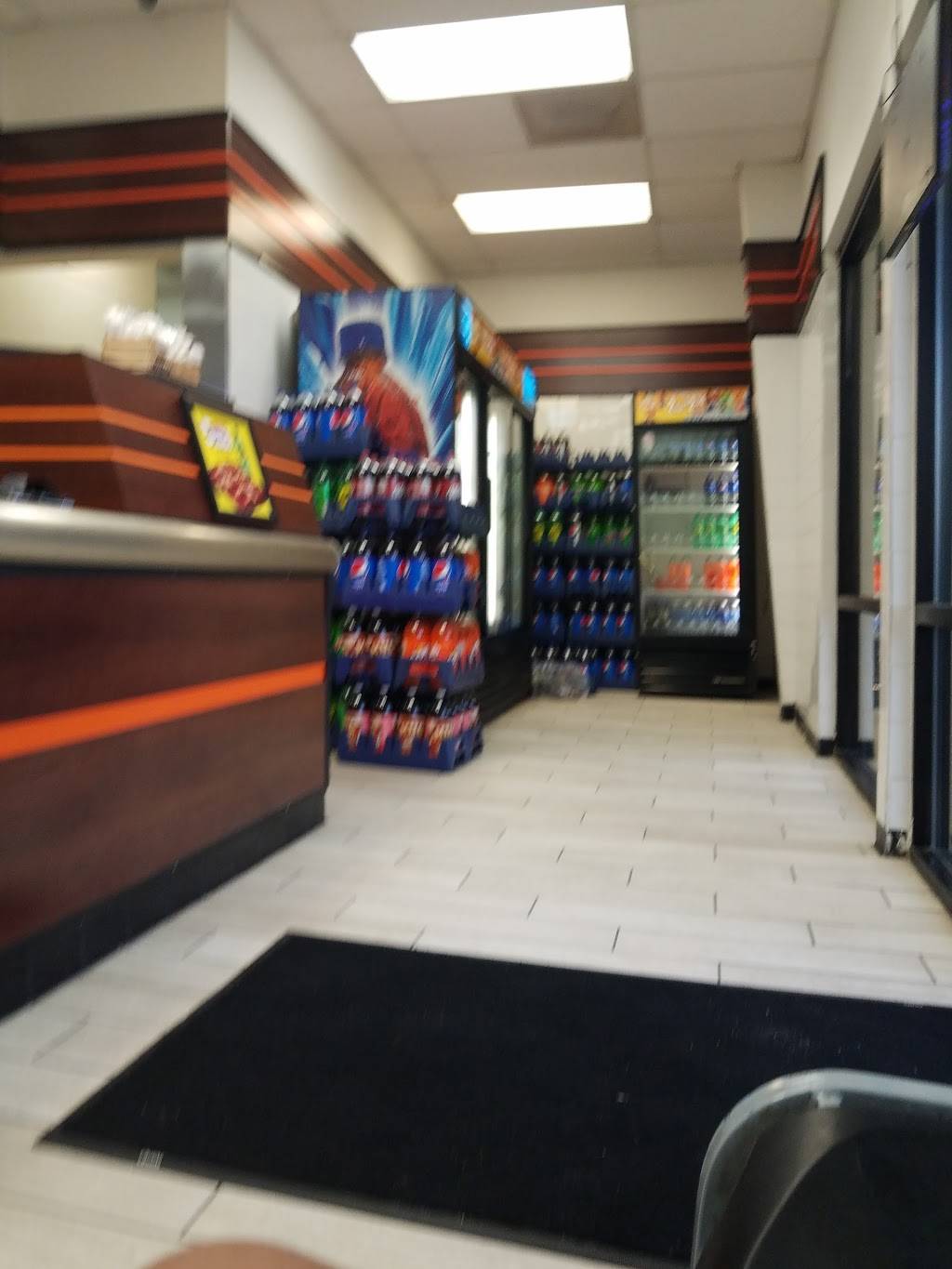 Little Caesars Pizza | meal takeaway | 124 S Western Ave, Waterford, CA 95386, USA | 2098743333 OR +1 209-874-3333