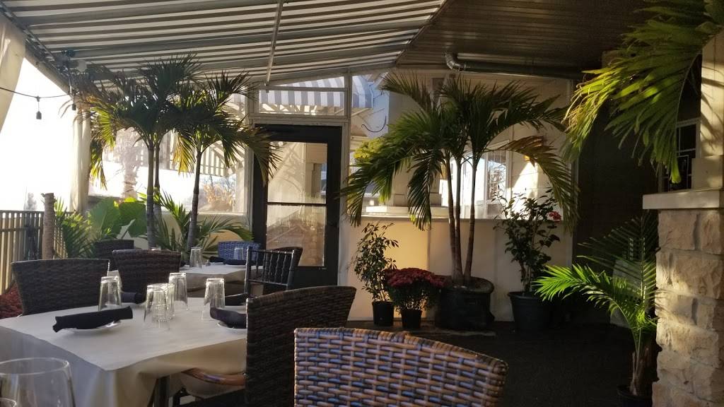 Vino Cappuccino | restaurant | 2848 N Brookfield Rd, Brookfield, WI 53045, USA | 2627979061 OR +1 262-797-9061