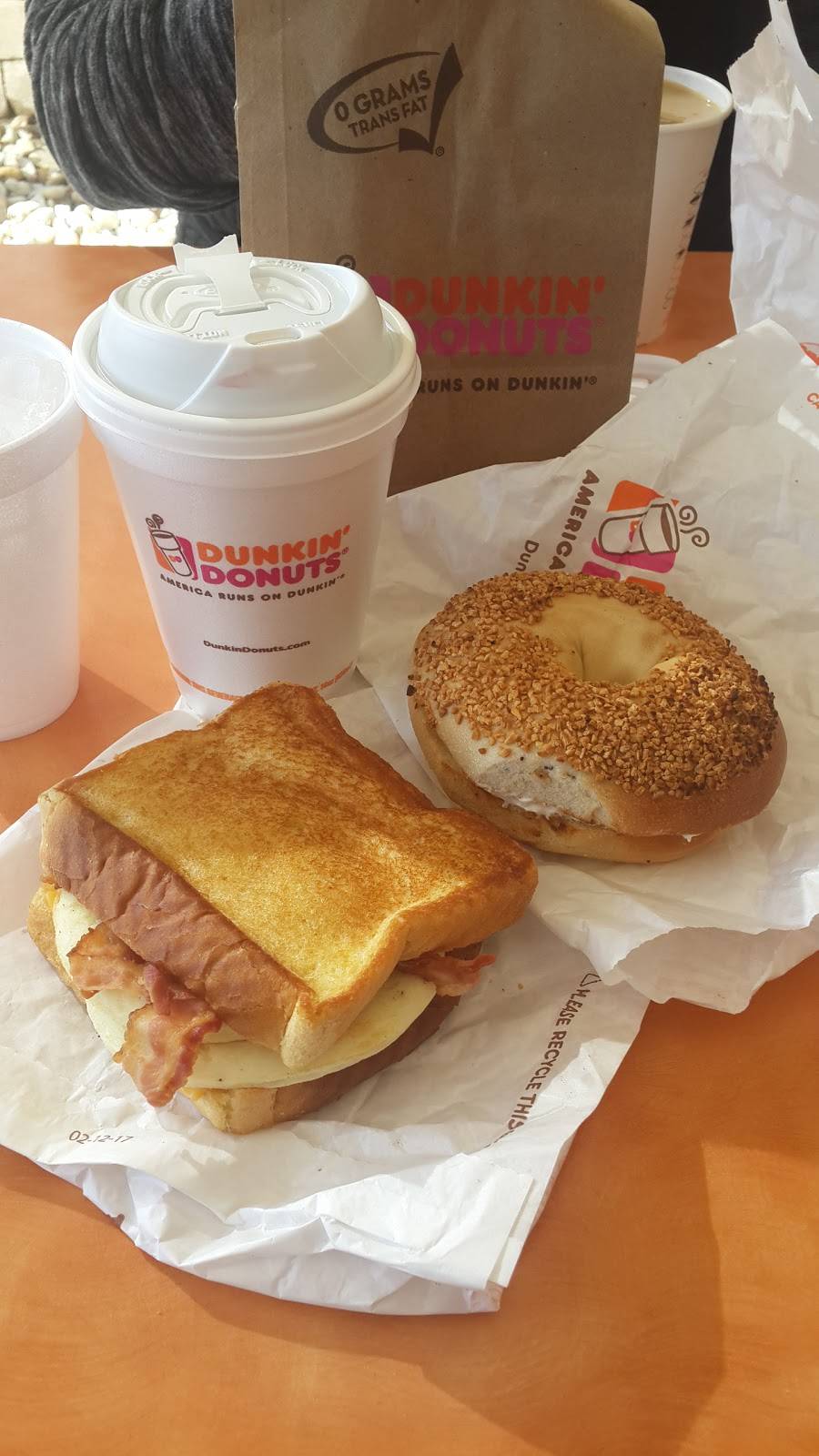 Dunkin Donuts | cafe | 5500 South La Grange Road, Countryside, IL 60525, USA | 7083543305 OR +1 708-354-3305