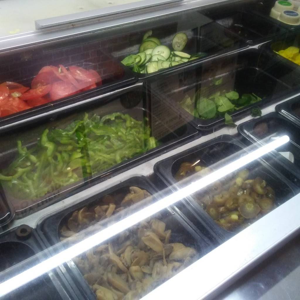 Subway | restaurant | 150 Concord Commons Pl SW, Concord, NC 28027, USA | 7047939514 OR +1 704-793-9514