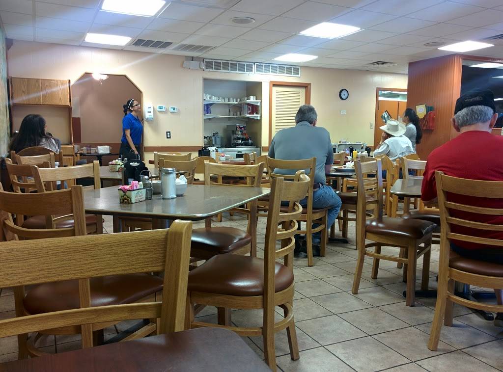 Del Norte Restaurant | restaurant | 710 Junction Hwy, Kerrville, TX 78028, USA | 8302573337 OR +1 830-257-3337