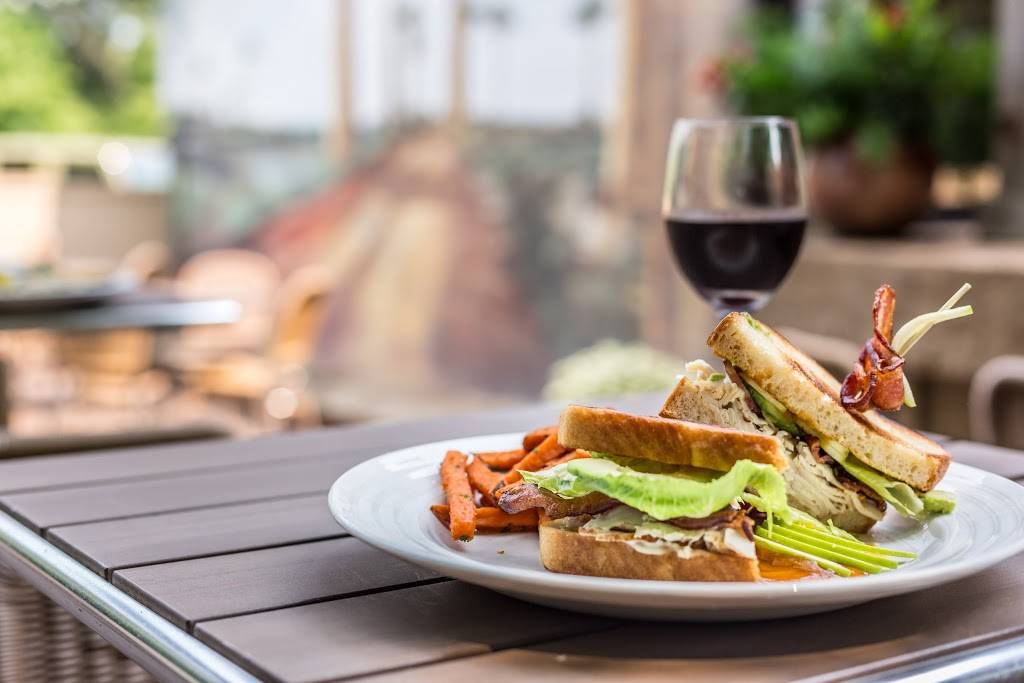 Bartletts Gourmet Grill & Tavern | restaurant | 131 East Dunes Highway, Beverly Shores, IN 46301, USA | 2198793081 OR +1 219-879-3081