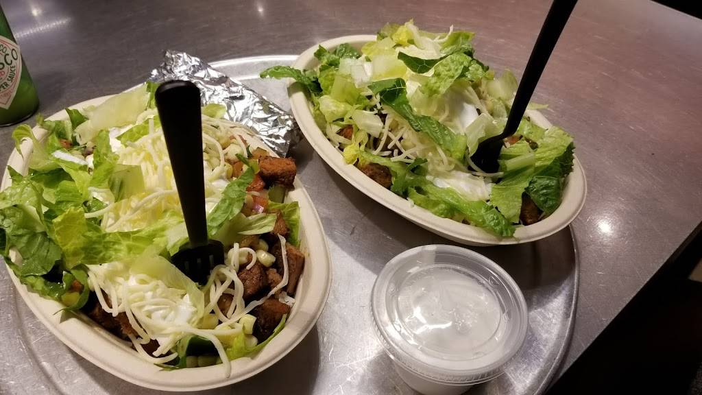 Chipotle Mexican Grill | restaurant | 2645 SW College Rd Unit 103, Ocala, FL 34471, USA | 3522373553 OR +1 352-237-3553