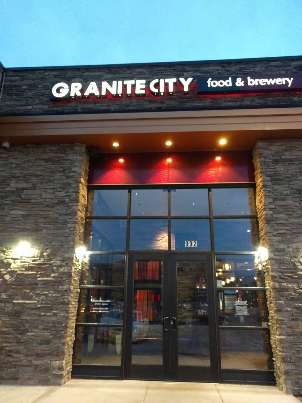 Granite City Food & Brewery | restaurant | 992 Willow Rd, Northbrook, IL 60062, USA | 8475040277 OR +1 847-504-0277