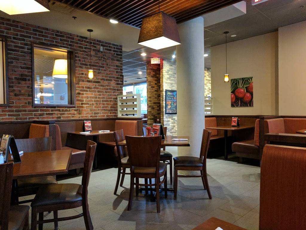 Swiss Chalet | restaurant | 4211 Yonge St, Toronto, ON M2P 2A9, Canada | 4162231170 OR +1 416-223-1170