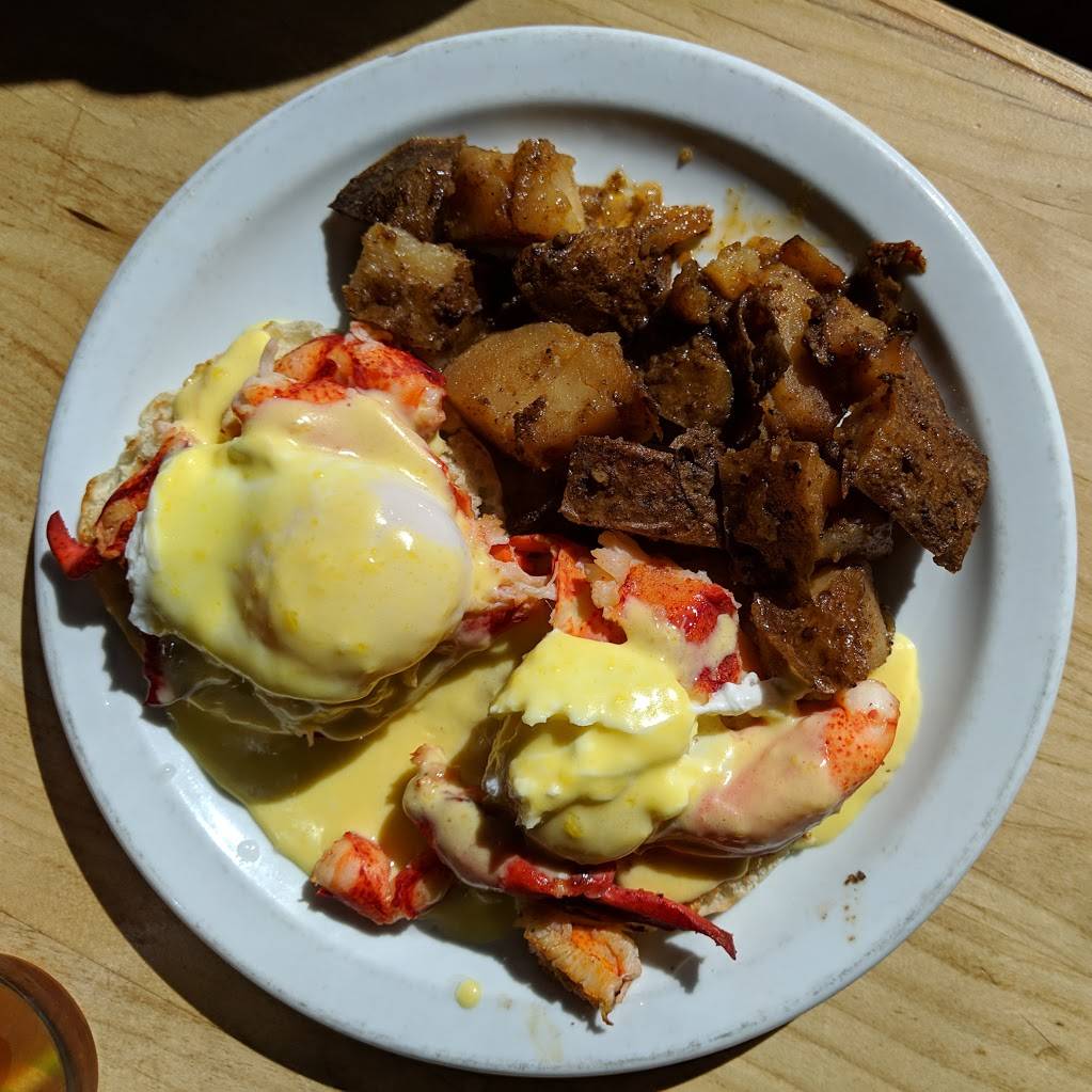 Genesee Pub and BBQ | restaurant | 25948 Genesee Trail Rd, Golden, CO 80401, USA | 7202429803 OR +1 720-242-9803