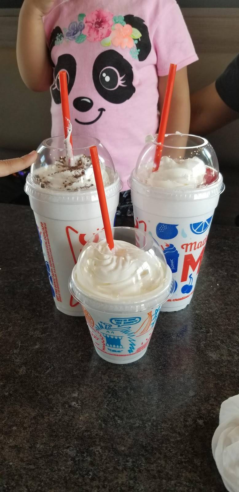 Sonic Drive-In | restaurant | 2055 Crain Hwy, Waldorf, MD 20601, USA | 2402108268 OR +1 240-210-8268