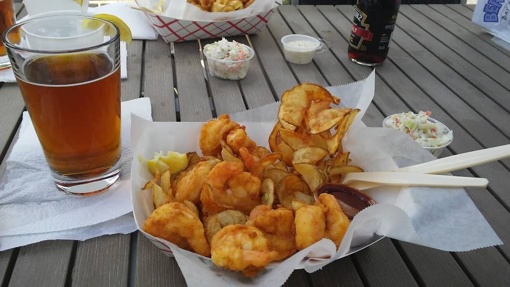 Berts Bar & Grill | restaurant | 4271 Pine Island Rd, Matlacha, FL 33993, USA | 2392823232 OR +1 239-282-3232