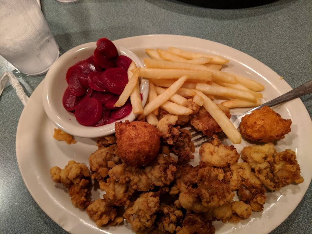 BARNACLE BILLS SEAFOOD HOUSE | restaurant | Holiday Inn St. Augustine - Historic, 1302 N Ponce De Leon Blvd, St. Augustine, FL 32084, USA | 9044942100 OR +1 904-494-2100