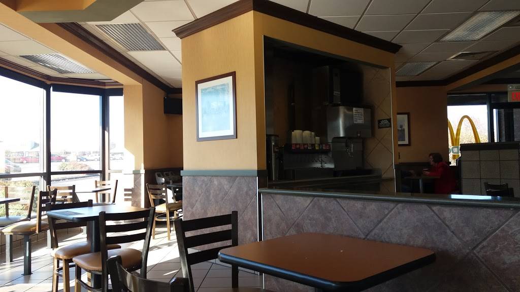 McDonalds | cafe | 4734 Lebanon Pike, Hermitage, TN 37076, USA | 6153915101 OR +1 615-391-5101