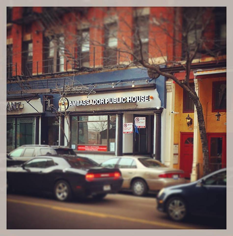 The Ambassador Public House | restaurant | 310 S Halsted St, Chicago, IL 60661, USA | 3128889961 OR +1 312-888-9961