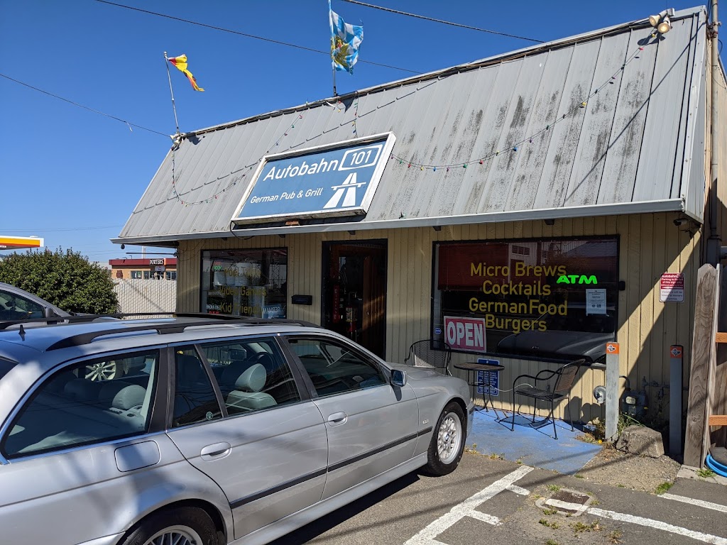 Autobahn 101 | restaurant | 1512 SE Hwy 101, Lincoln City, OR 97367, USA | 5416141811 OR +1 541-614-1811