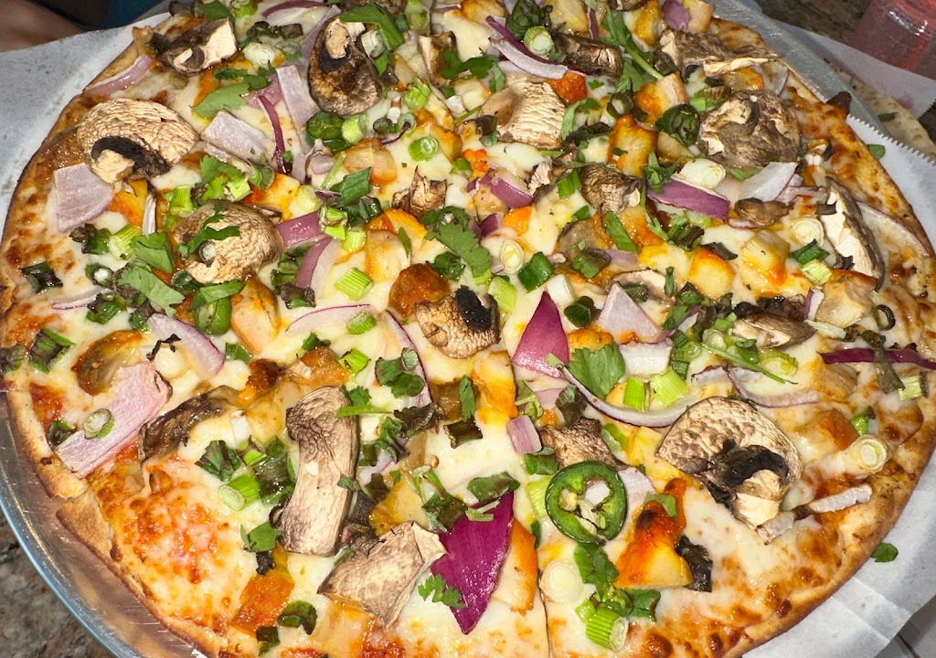 Curry Pizza | restaurant | 2450 Executive Pkwy #150, Lehi, UT 84043, USA | 8013025800 OR +1 801-302-5800