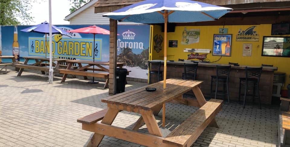 Blue Grouch Pub | restaurant | 510 W Maple Ave S, Springfield, IL 62704, USA | 2175278395 OR +1 217-527-8395