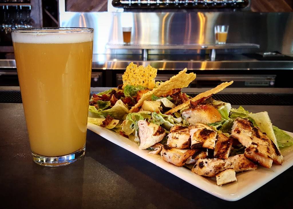 Redline Brewhouse | restaurant | 431 Bayview Dr 8 & 9, Barrie, ON L4N 8Y2, Canada | 7058819988 OR +1 705-881-9988