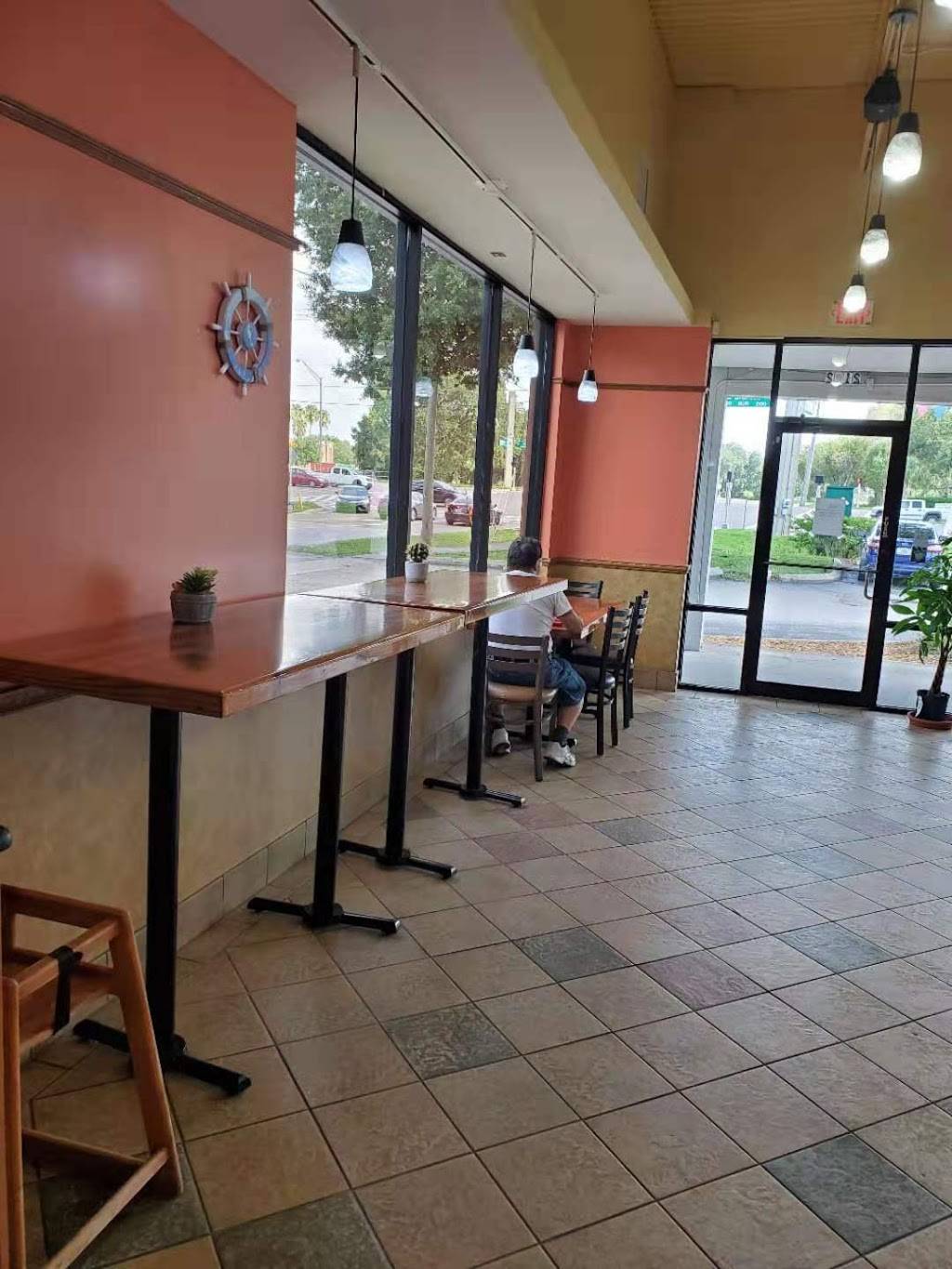 Poké Falls | restaurant | 2102 W Brandon Blvd, Brandon, FL 33511, USA | 8132781002 OR +1 813-278-1002