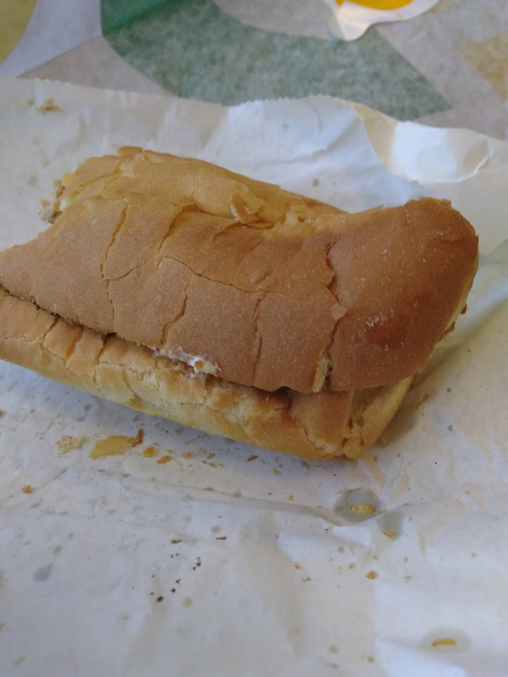 Subway | restaurant | 1044 Western Ave, Henry, IL 61537, USA | 3093643512 OR +1 309-364-3512