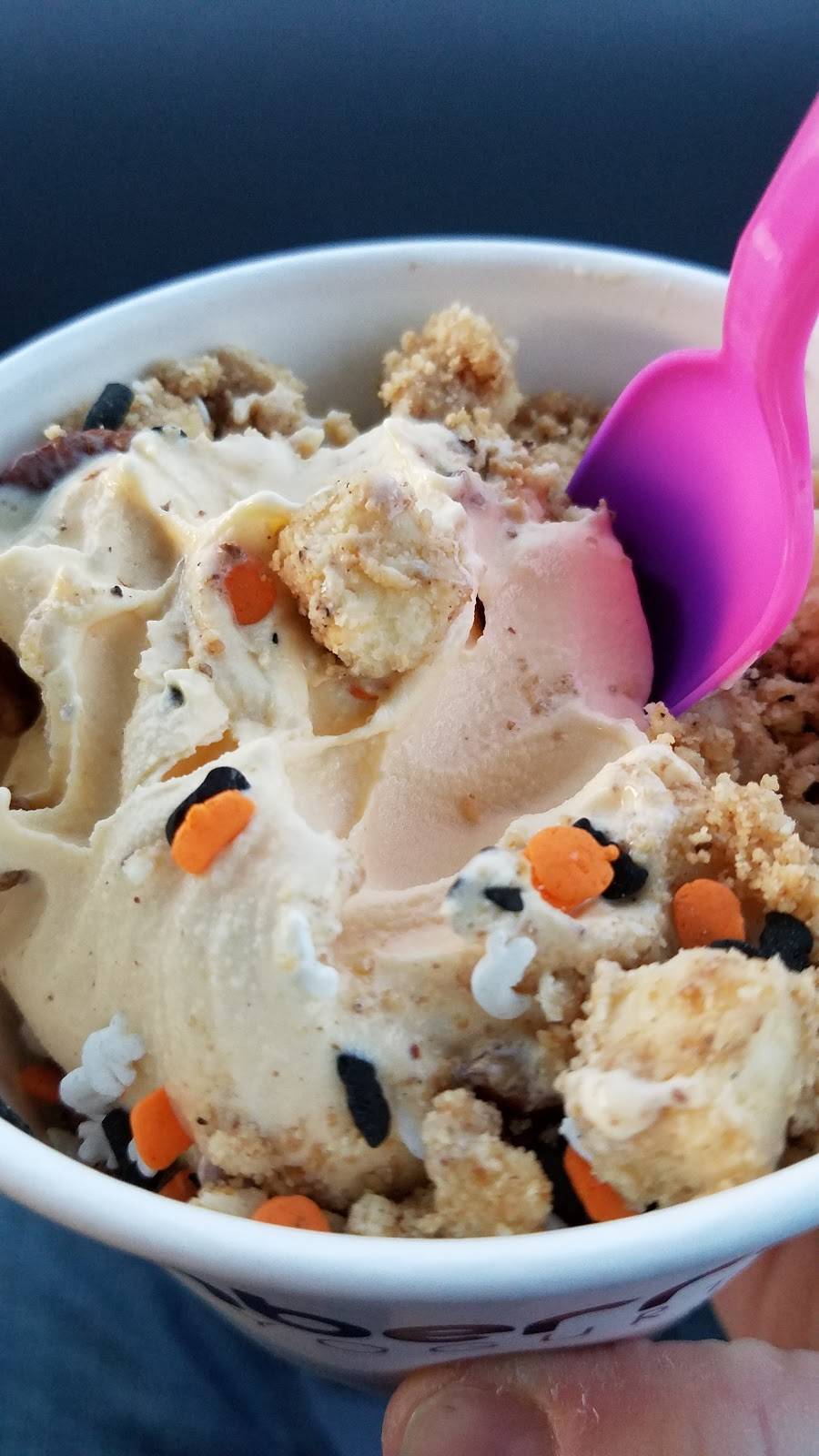 Lemonberry Frozen Yogurt | restaurant | 8483 Chippewa Rd, Brecksville, OH 44141, USA | 4405266999 OR +1 440-526-6999