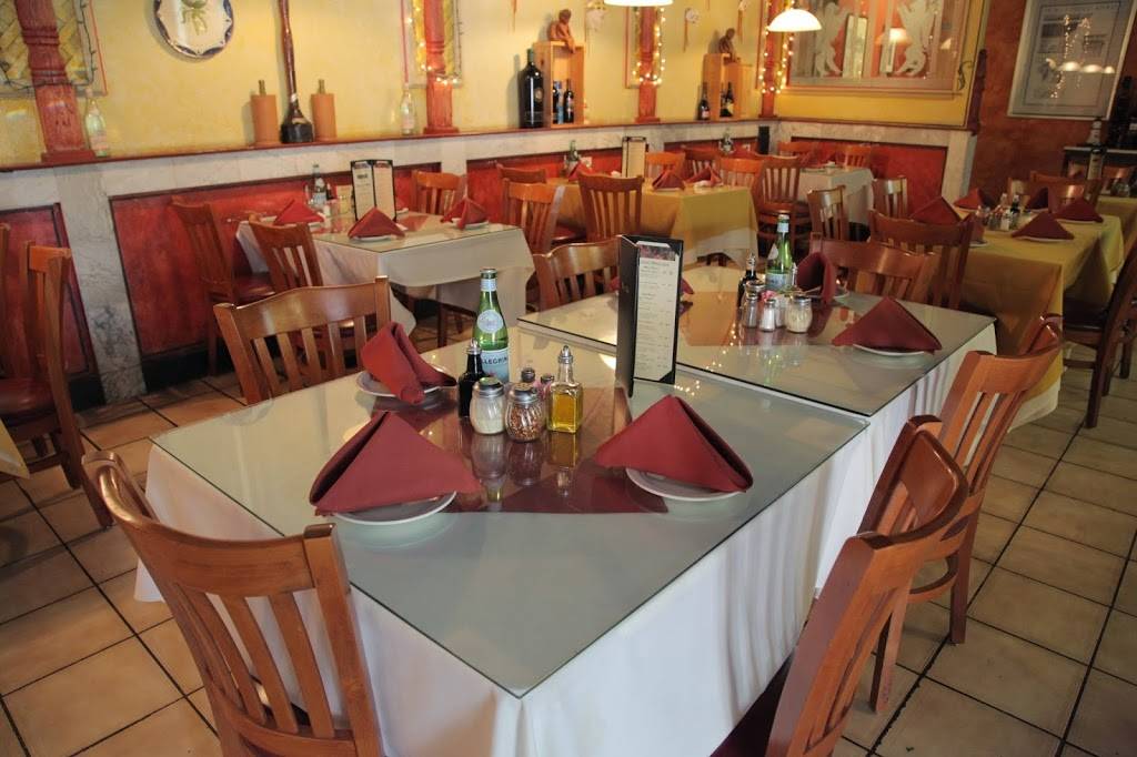 Di Ciccos Italian Restaurant | restaurant | 7038 N West Ave, Fresno, CA 93711, USA | 5594361650 OR +1 559-436-1650