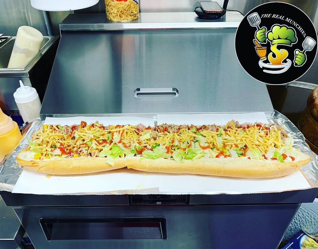 The Real Munchies | restaurant | 445 Haverhill St, Lawrence, MA 01841, USA | 9392266400 OR +1 939-226-6400