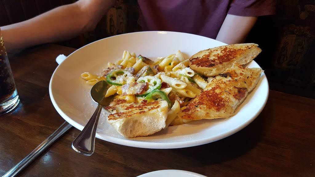 Hooleys Public House | restaurant | 2955 Jamacha Road, El Cajon, CA 92019, USA | 6196707468 OR +1 619-670-7468