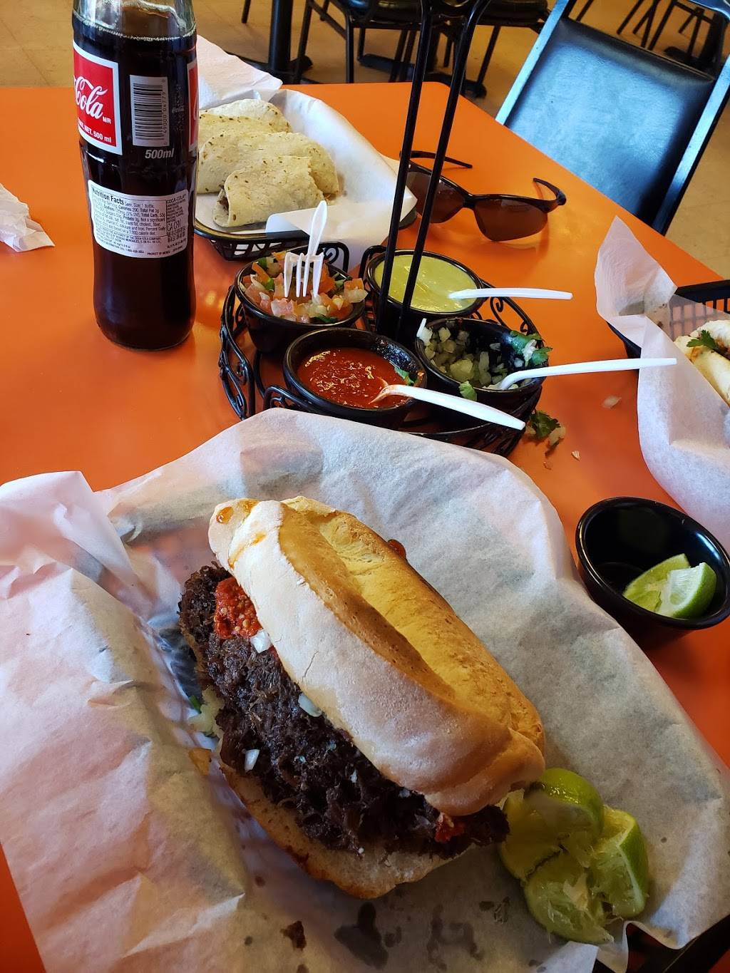 Tonys Barbacoa | restaurant | 12370 Edgemere Blvd #107, El Paso, TX 79938, USA | 9153074137 OR +1 915-307-4137