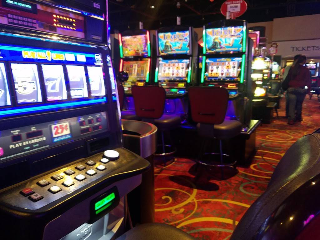 River Rock Casino | restaurant | 3250 CA-128, Geyserville, CA 95441, USA | 8778837777 OR +1 877-883-7777