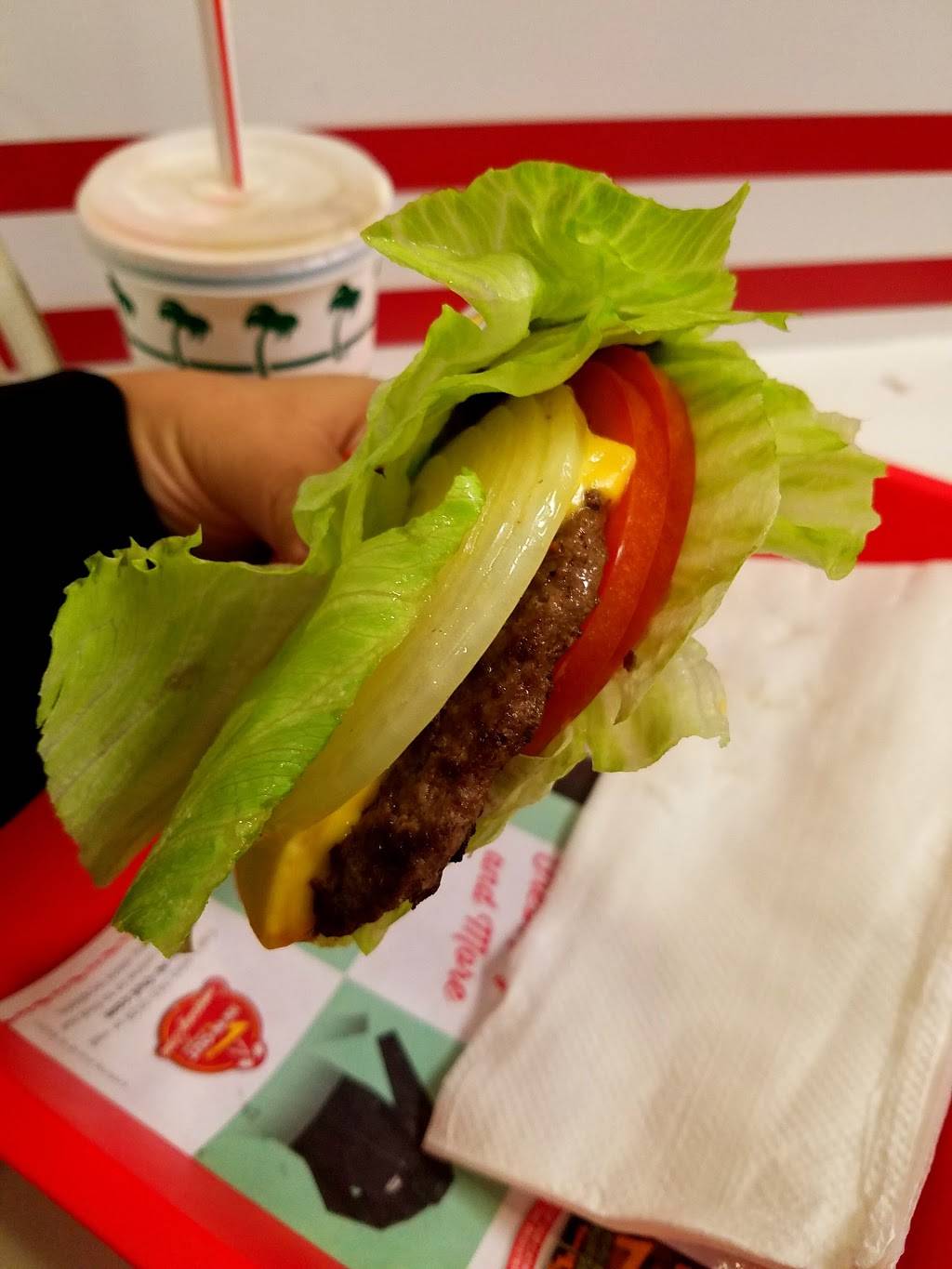 In-N-Out Burger | restaurant | 1616 Sisk Rd, Modesto, CA 95350, USA | 8007861000 OR +1 800-786-1000