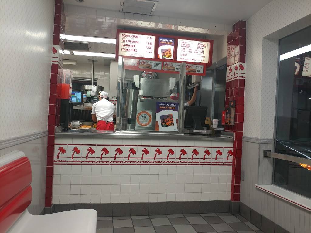 In-N-Out Burger | restaurant | 815 N Bristol St, Santa Ana, CA 92703, USA | 8007861000 OR +1 800-786-1000
