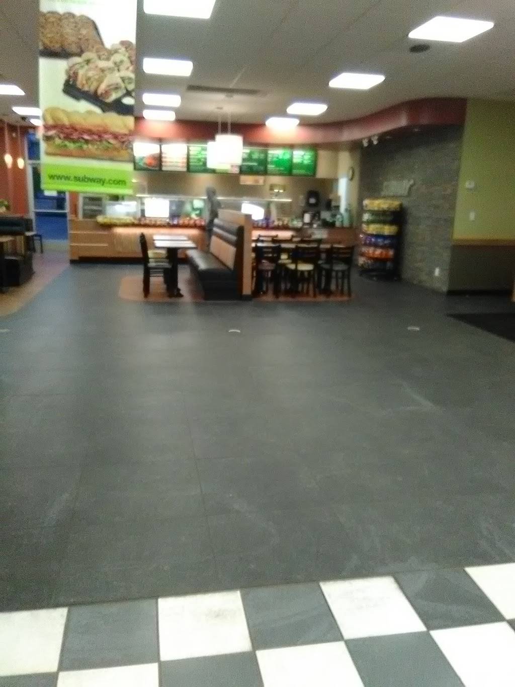 Subway | restaurant | 4000 Lapeer Rd, Auburn Hills, MI 48326, USA | 2487913171 OR +1 248-791-3171
