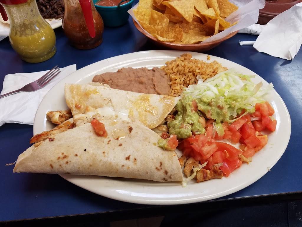Taqueria El Rodeo De Jalisco | restaurant | 409 19th St, Hondo, TX 78861, USA | 8304265850 OR +1 830-426-5850