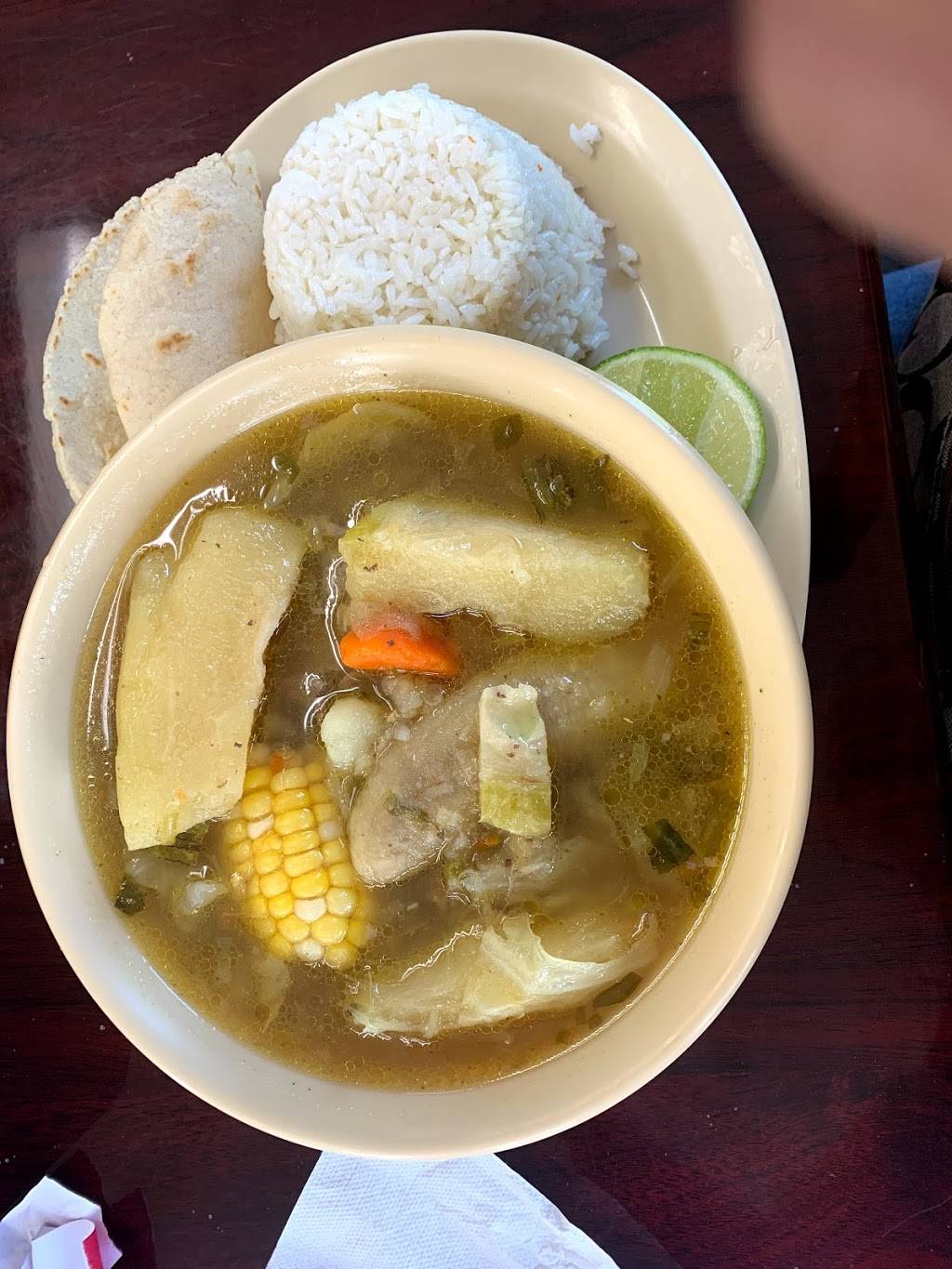 Chicken House #4 | restaurant | 1061 NW 20th St, Miami, FL 33127, USA | 3057804519 OR +1 305-780-4519