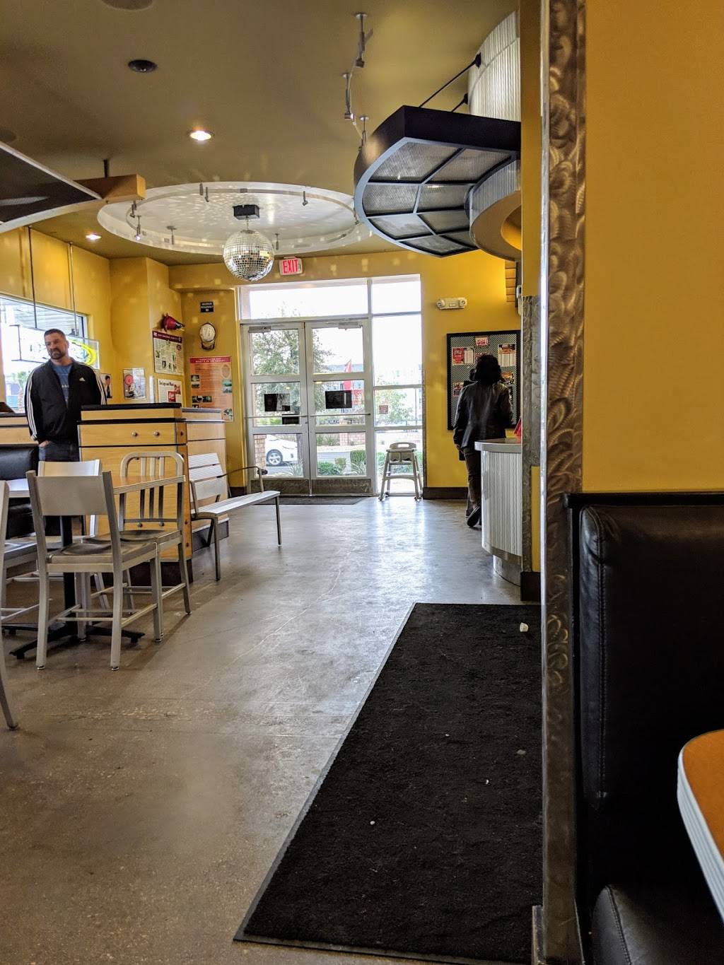 Raising Canes Chicken Fingers | meal takeaway | 1120 E Flamingo Rd, Las Vegas, NV 89119, USA | 7024532263 OR +1 702-453-2263