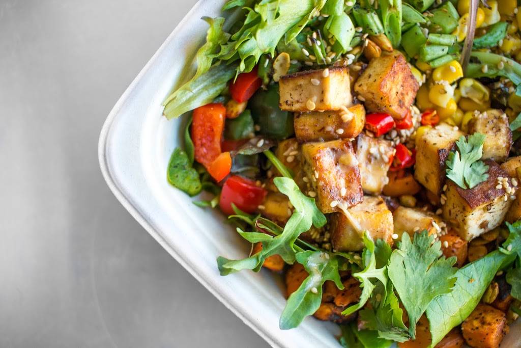 Basil Box | restaurant | 410 Bathurst St Unit 114, Toronto, ON M5T 2S6, Canada | 4169251000 OR +1 416-925-1000