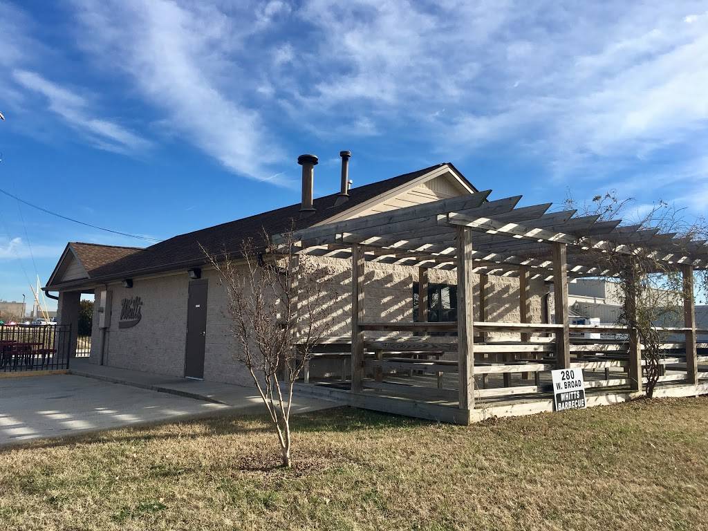 Whitts Barbecue | restaurant | 280 W Broad St #2469, Cookeville, TN 38501, USA | 9313721417 OR +1 931-372-1417
