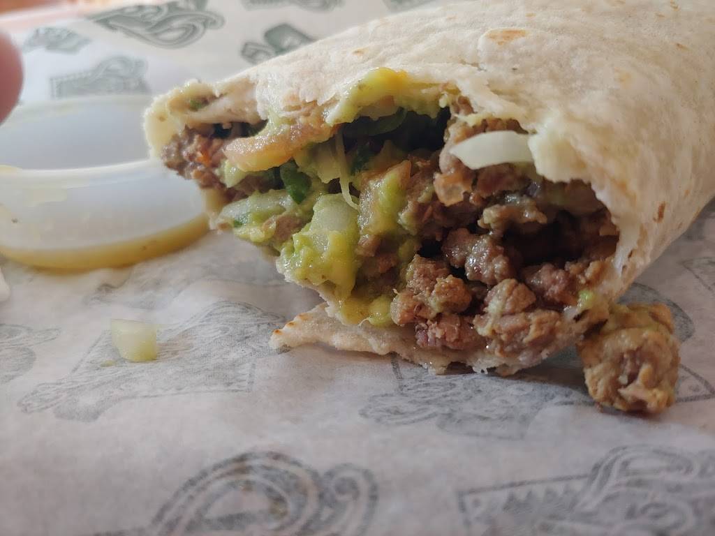 Federicos Mexican Food | restaurant | 14144 N 100th St b100, Scottsdale, AZ 85260, USA | 4808605529 OR +1 480-860-5529