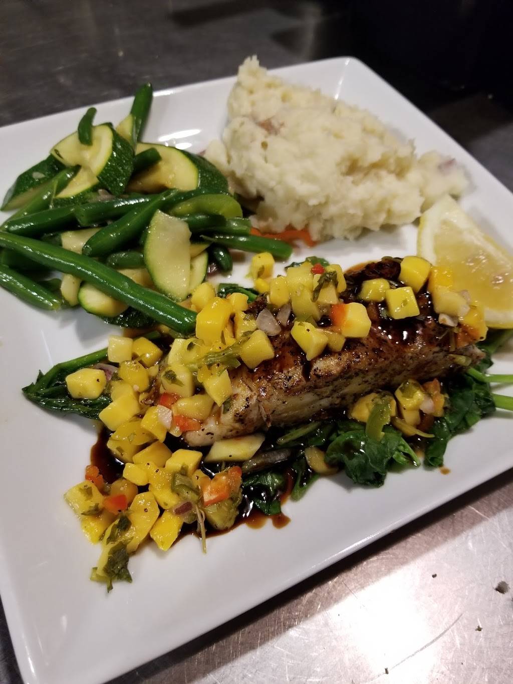 Woodbridge Crossing | restaurant | 18939 N Lower Sacramento Rd, Woodbridge, CA 95258, USA | 2093661800 OR +1 209-366-1800