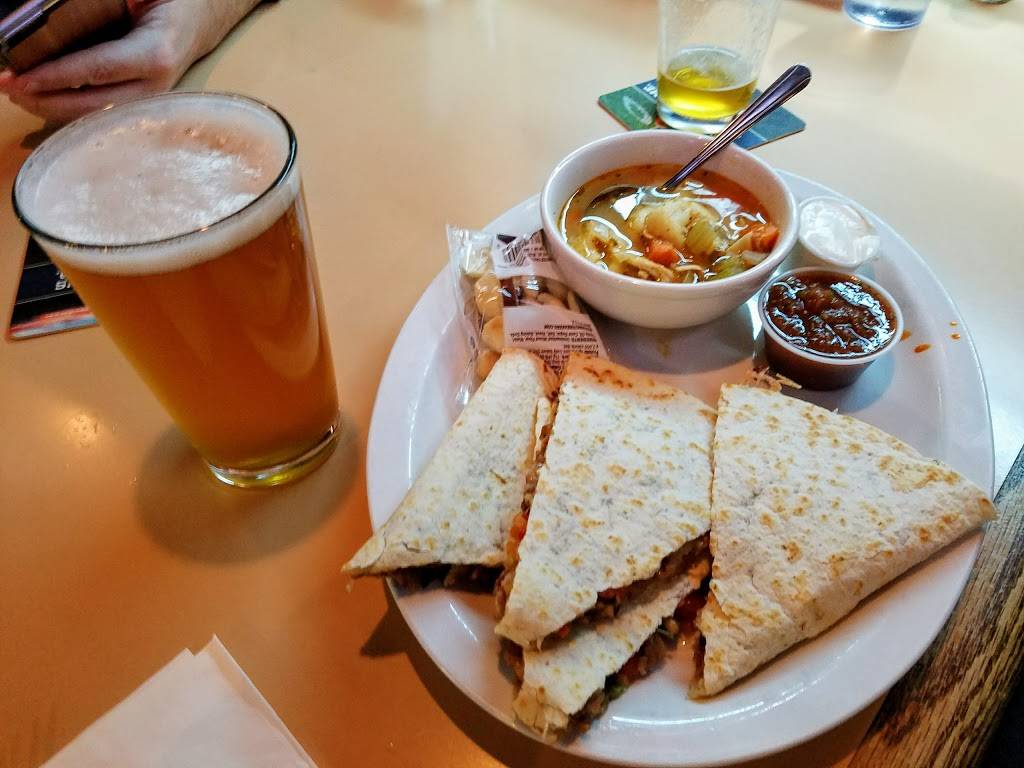 Bullseye Pub | restaurant | 4835 SW Pomona St, Portland, OR 97219, USA | 5034777194 OR +1 503-477-7194