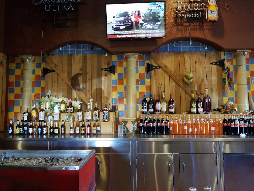 Casa Sol | restaurant | 921 TX-123, Seguin, TX 78155, USA | 8303793330 OR +1 830-379-3330