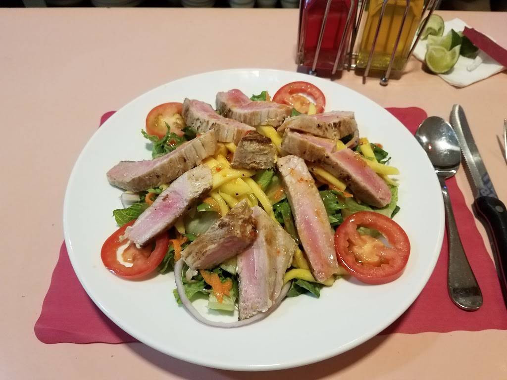 Centro Latino | restaurant | 6217 Bergenline Ave # A, West New York, NJ 07093, USA | 2018685175 OR +1 201-868-5175