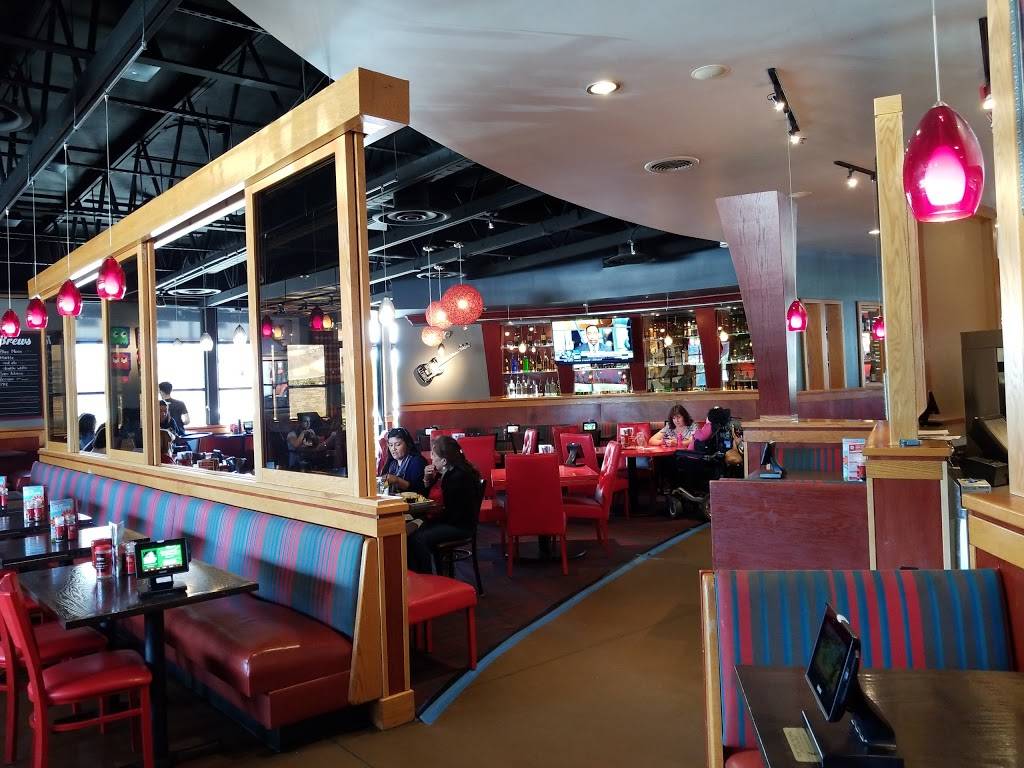 Red Robin Gourmet Burgers and Brews | restaurant | 5531 Office Blvd NE, Albuquerque, NM 87109, USA | 5053459115 OR +1 505-345-9115
