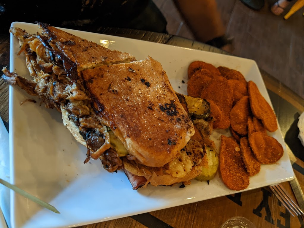 The Whiskey Barrel | restaurant | 138 Main St, Port Jefferson, NY 11777, USA | 6317439418 OR +1 631-743-9418