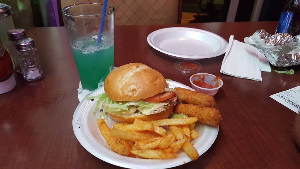 Dinos Pizza | restaurant | 1307 South Ocean Boulevard, Myrtle Beach, SC 29577, USA | 8434487497 OR +1 843-448-7497