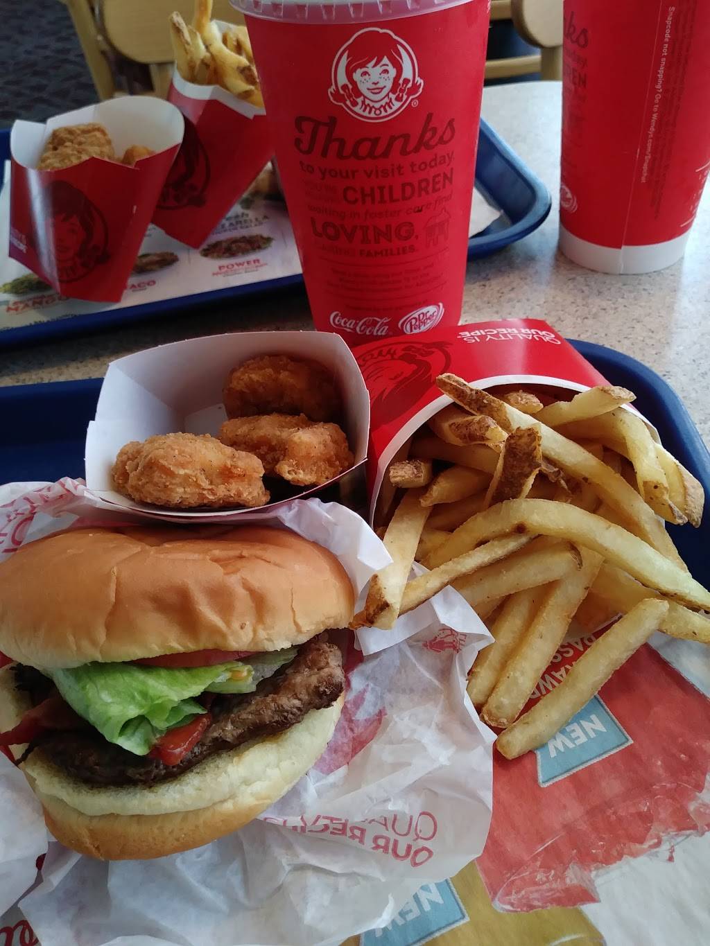 Wendys | restaurant | 2343 SW Military Dr, San Antonio, TX 78224, USA | 2109241660 OR +1 210-924-1660