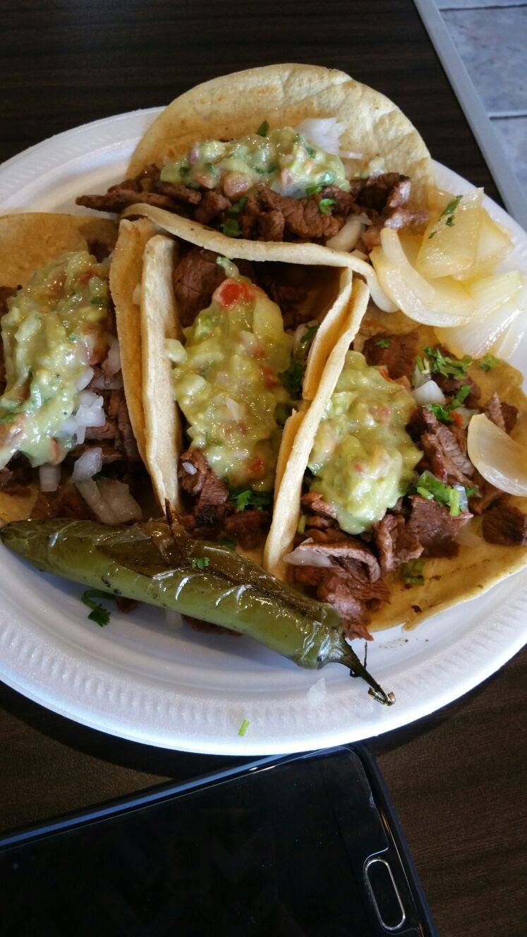 Ta Carbon Mexican Taquería | restaurant | 11219 Old River School Rd, Downey, CA 90241, USA | 5623777055 OR +1 562-377-7055
